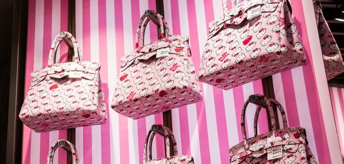 SAVE MY BAG INCONTRA HELLO KITTY! - GlamourAffair